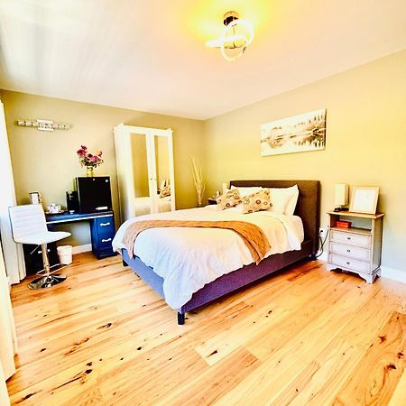 Oceanside Manor - Golf Course View Bed & Breakfast Qualicum Beach Exterior foto