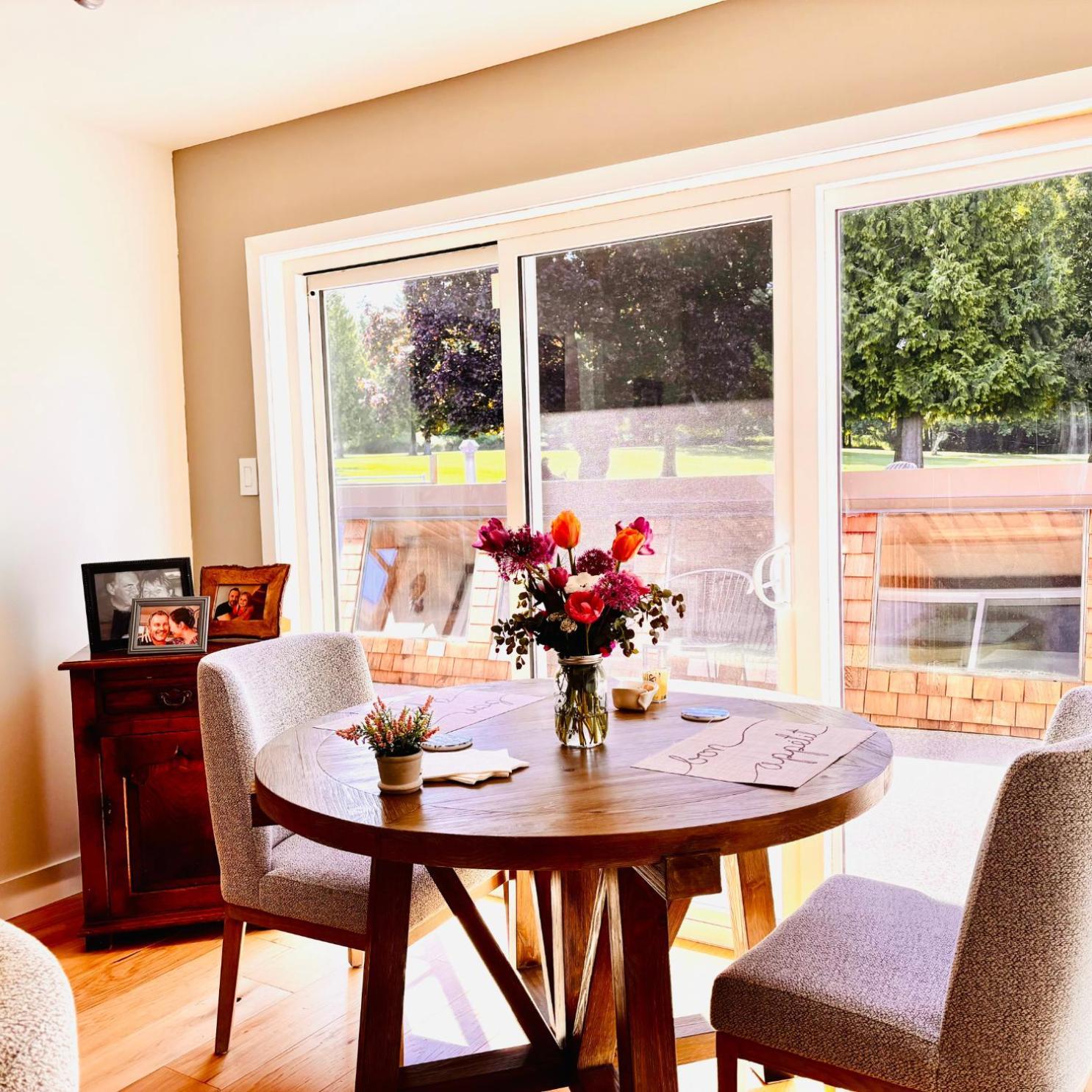 Oceanside Manor - Golf Course View Bed & Breakfast Qualicum Beach Exterior foto