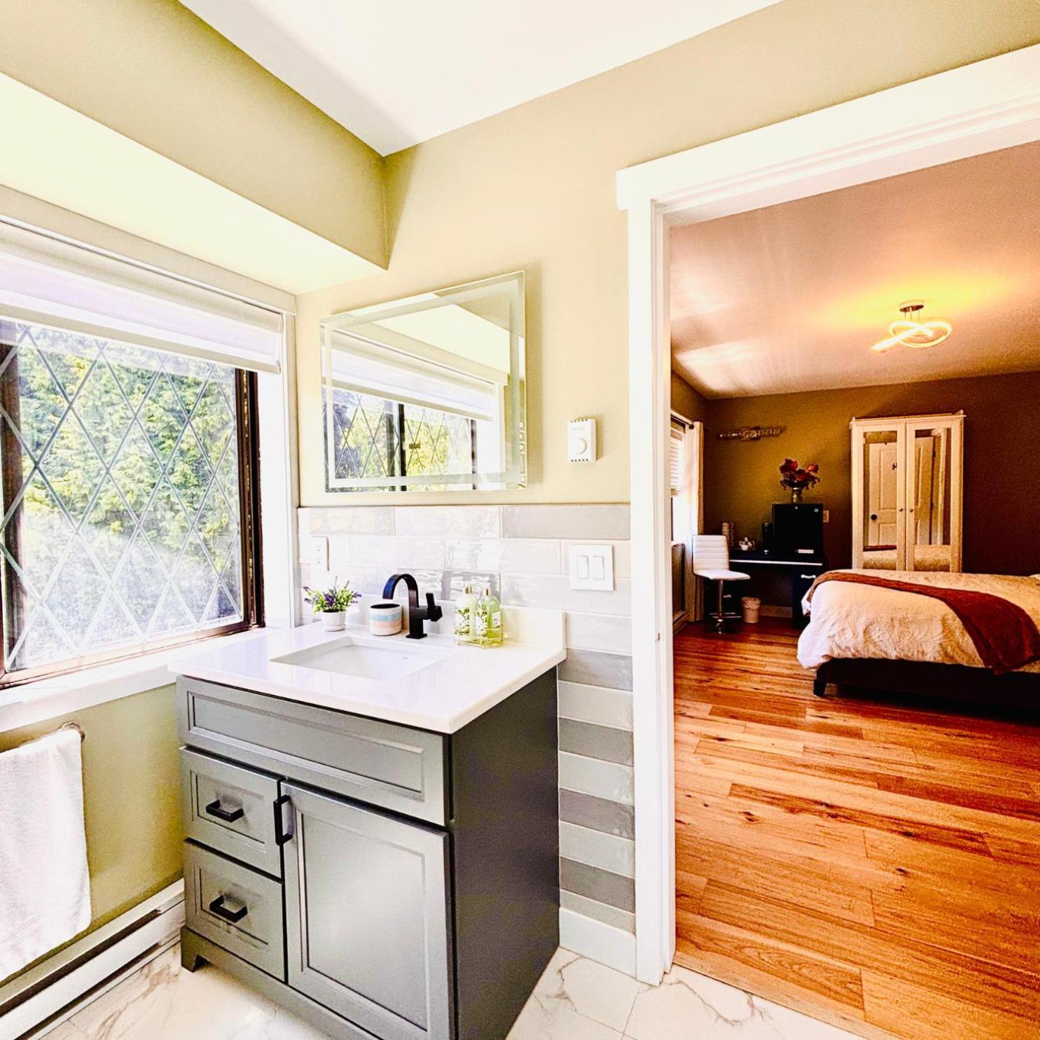 Oceanside Manor - Golf Course View Bed & Breakfast Qualicum Beach Exterior foto